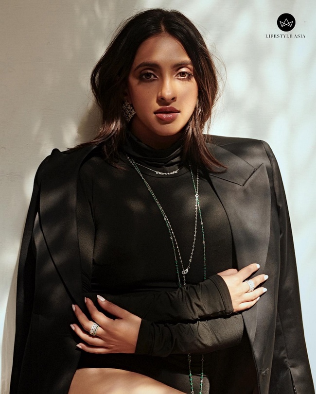 Akansha Ranjan Kapoor Latest Instagram Photos